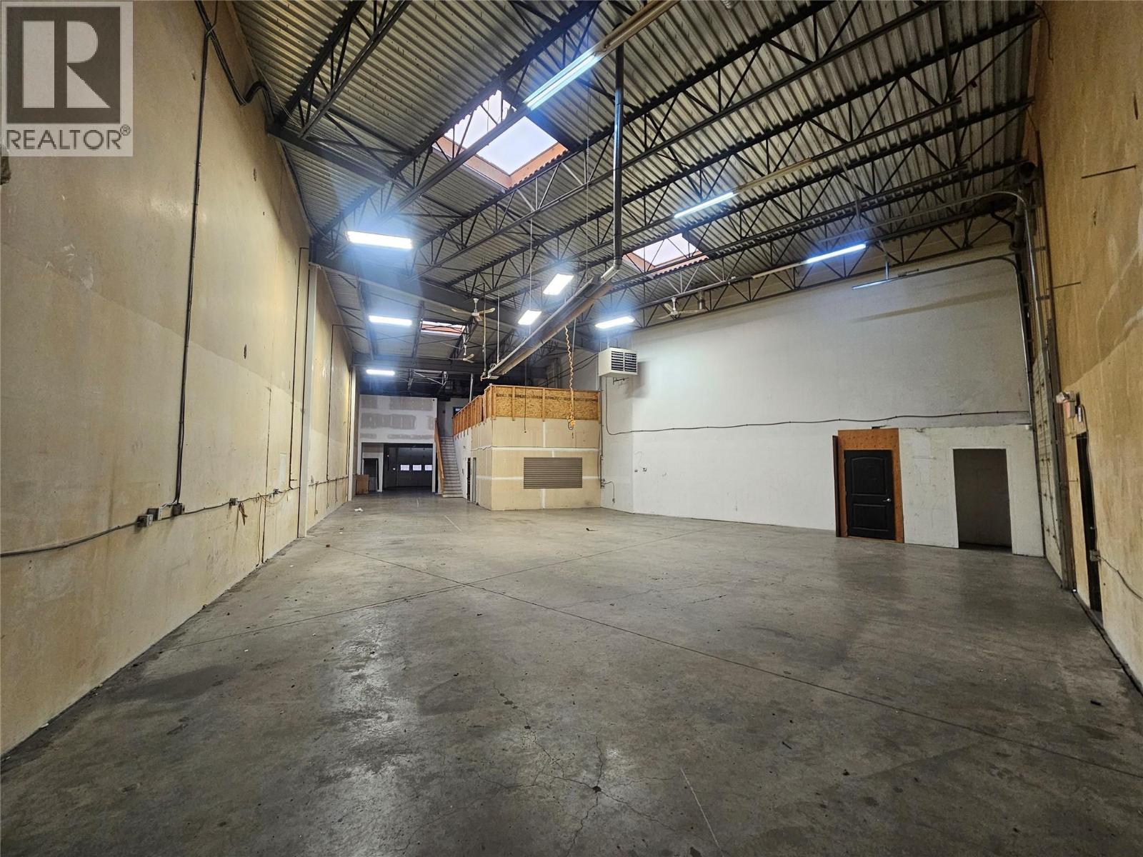 103 480 Neave Court, Kelowna