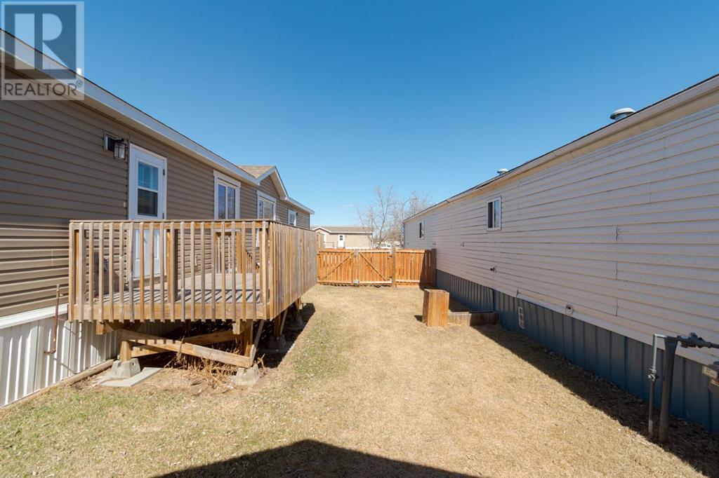 Photo 32 of 280 Clausen Crescent, Fort Mcmurray AB
