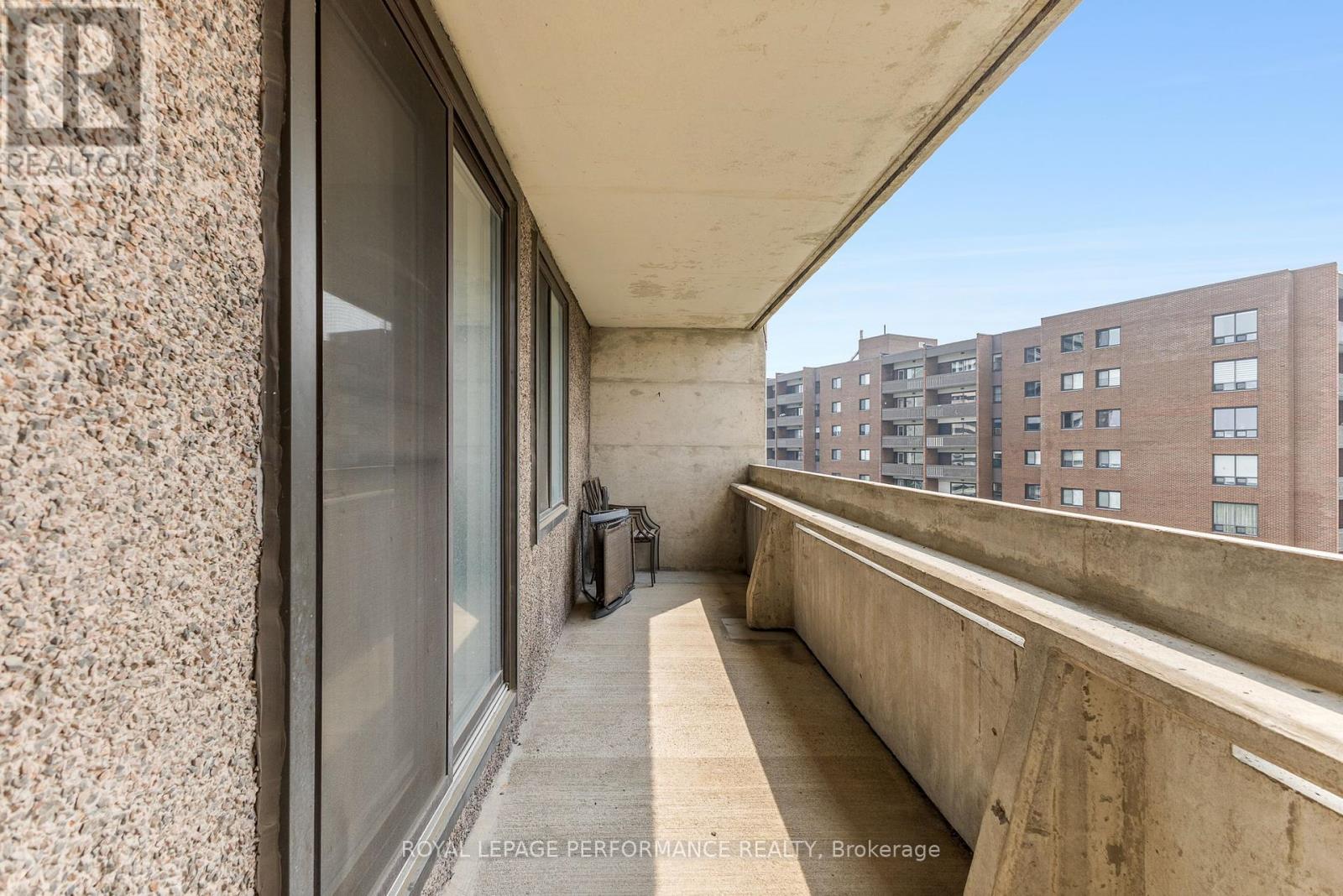 Photo 21 of 1003 1171 Ambleside Drive, Ottawa ON