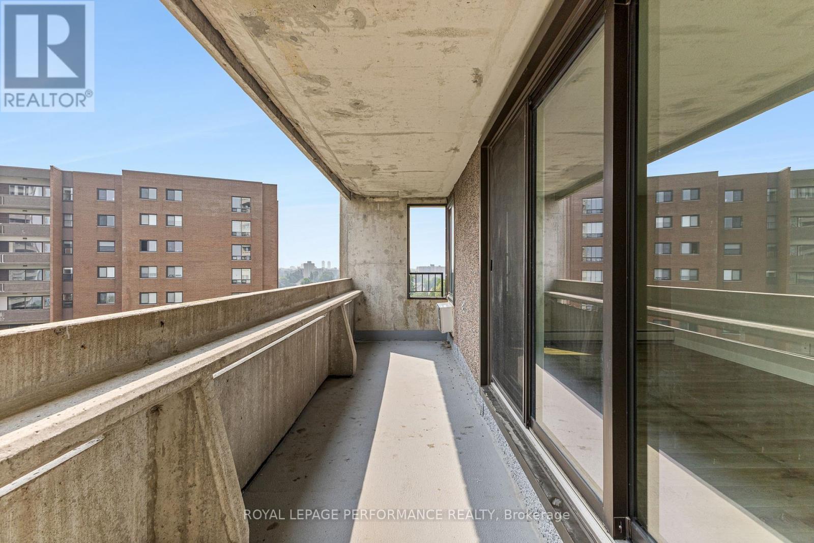 Photo 27 of 1003 1171 Ambleside Drive, Ottawa ON