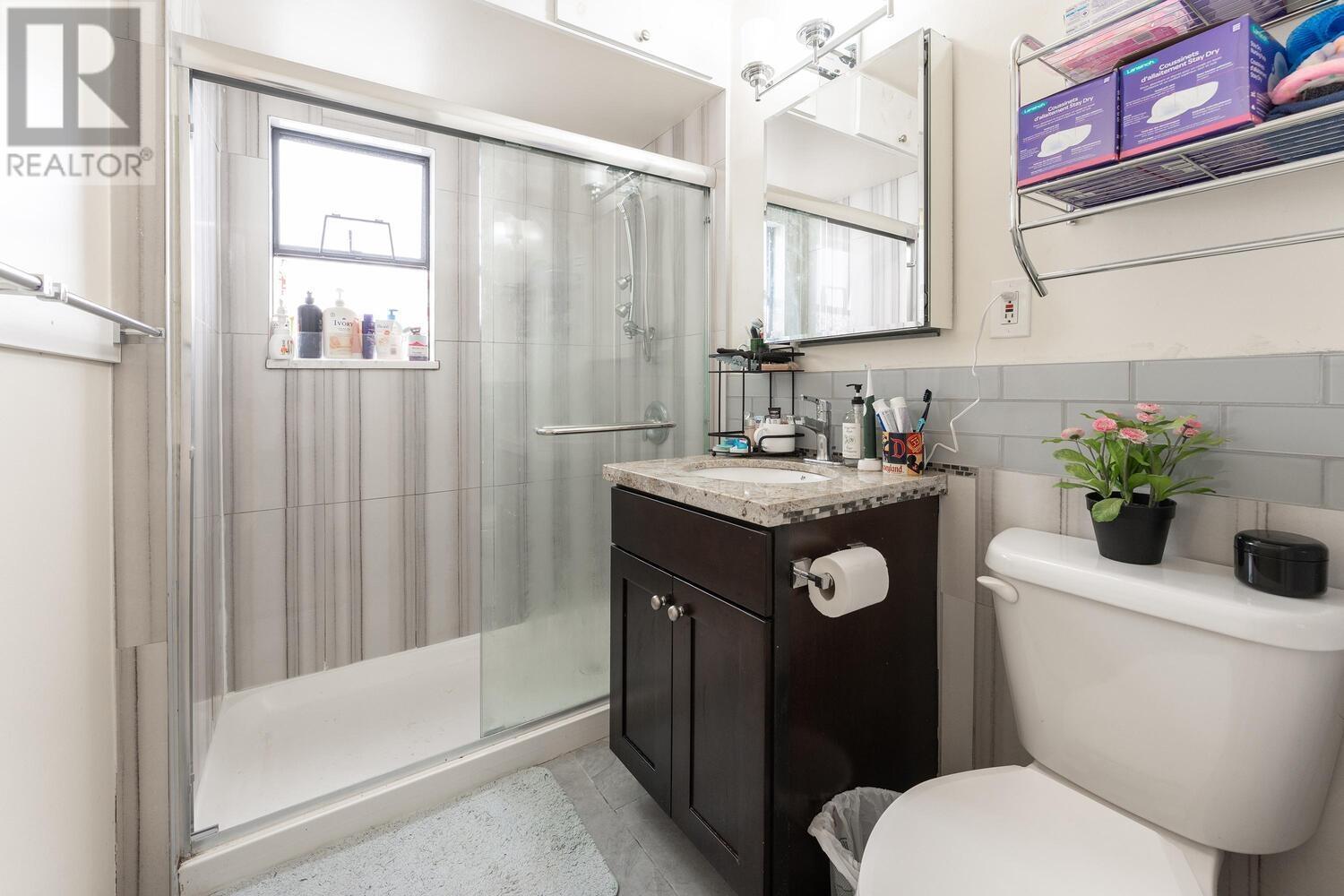 Photo 21 of 3289 Venables Street, Vancouver BC