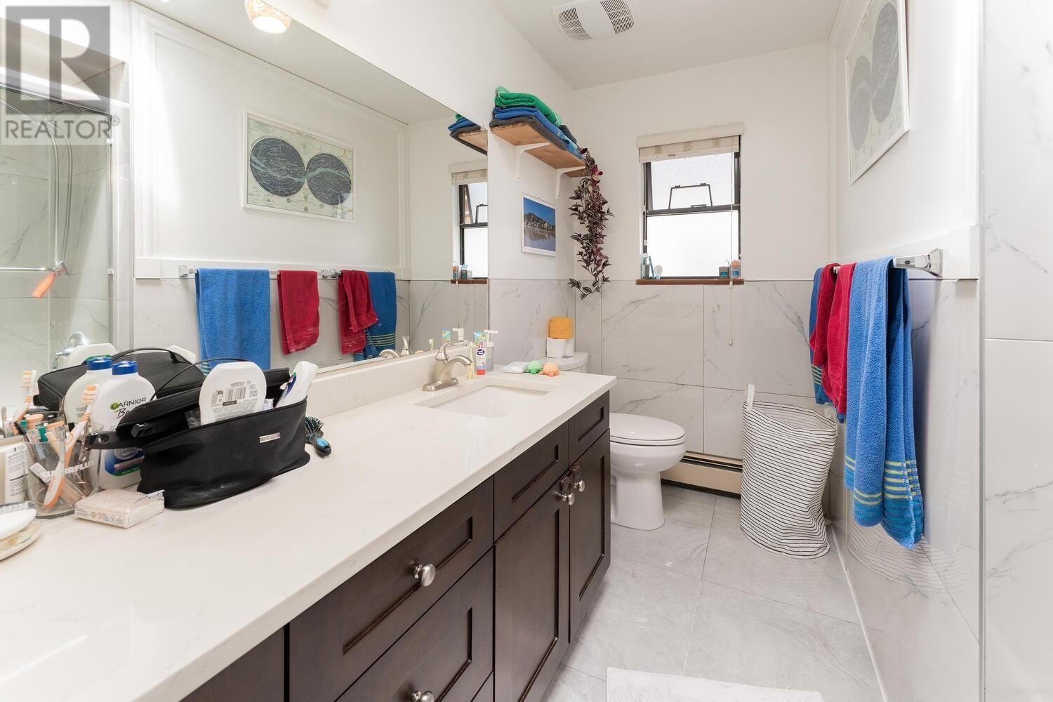 Photo 19 of 3289 Venables Street, Vancouver BC