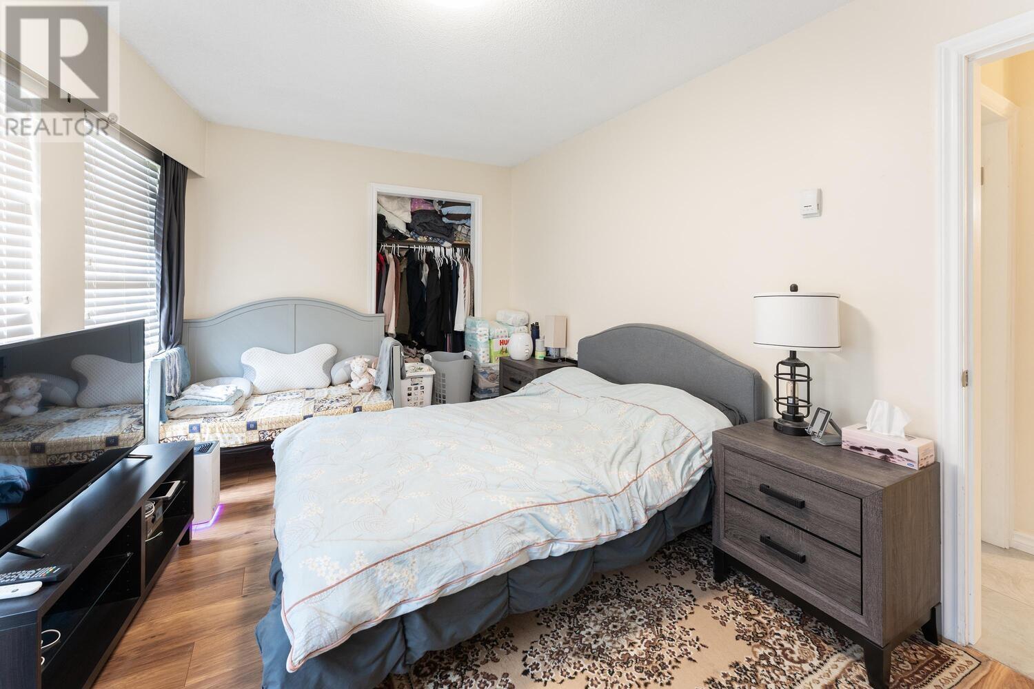 Photo 14 of 3289 Venables Street, Vancouver BC