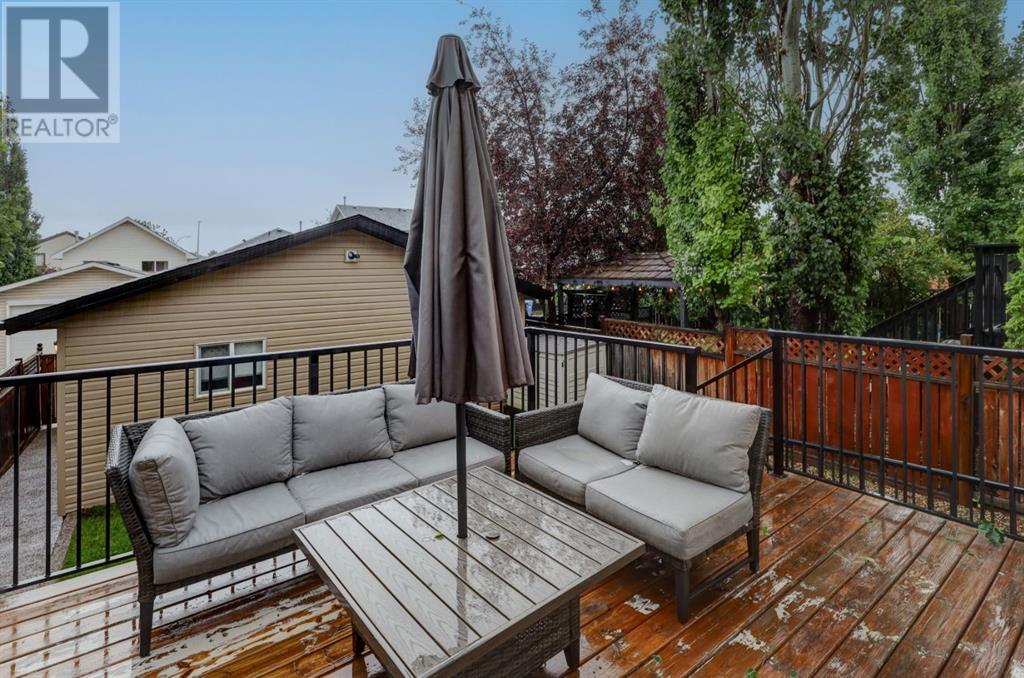 Single Family House for Sale in  Citadel Acres Close NW Citadel Calgary 