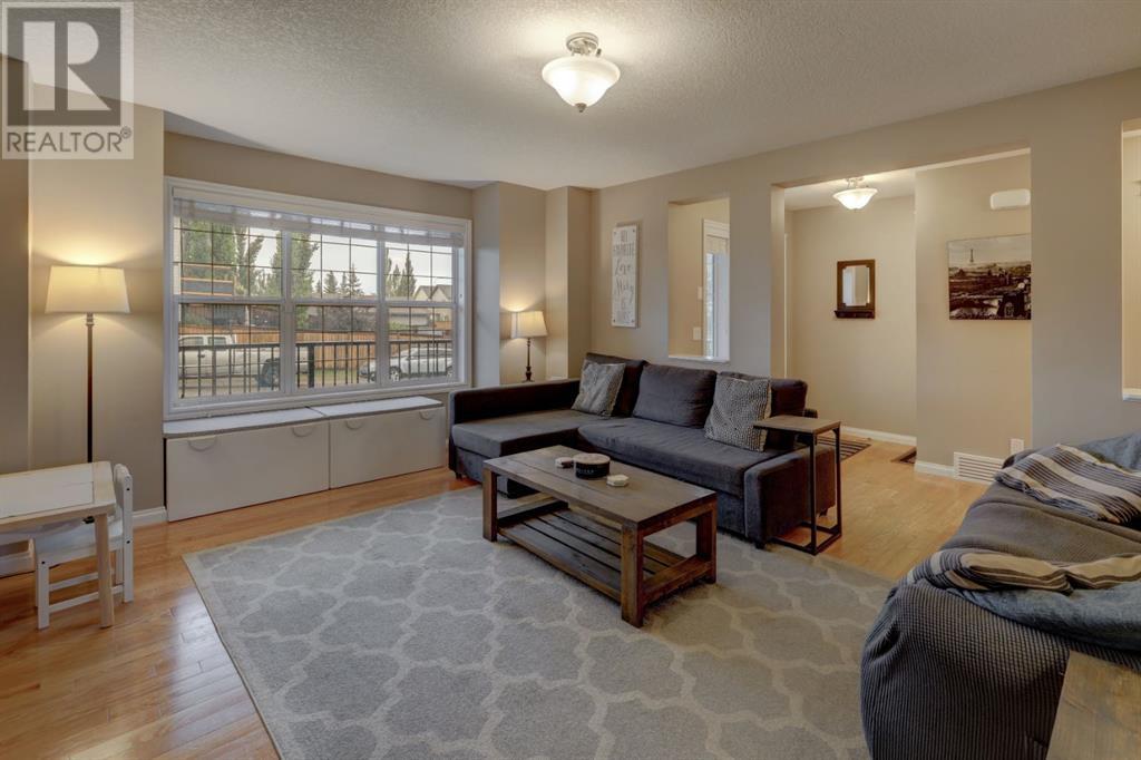 Single Family House for Sale in  Citadel Acres Close NW Citadel Calgary 