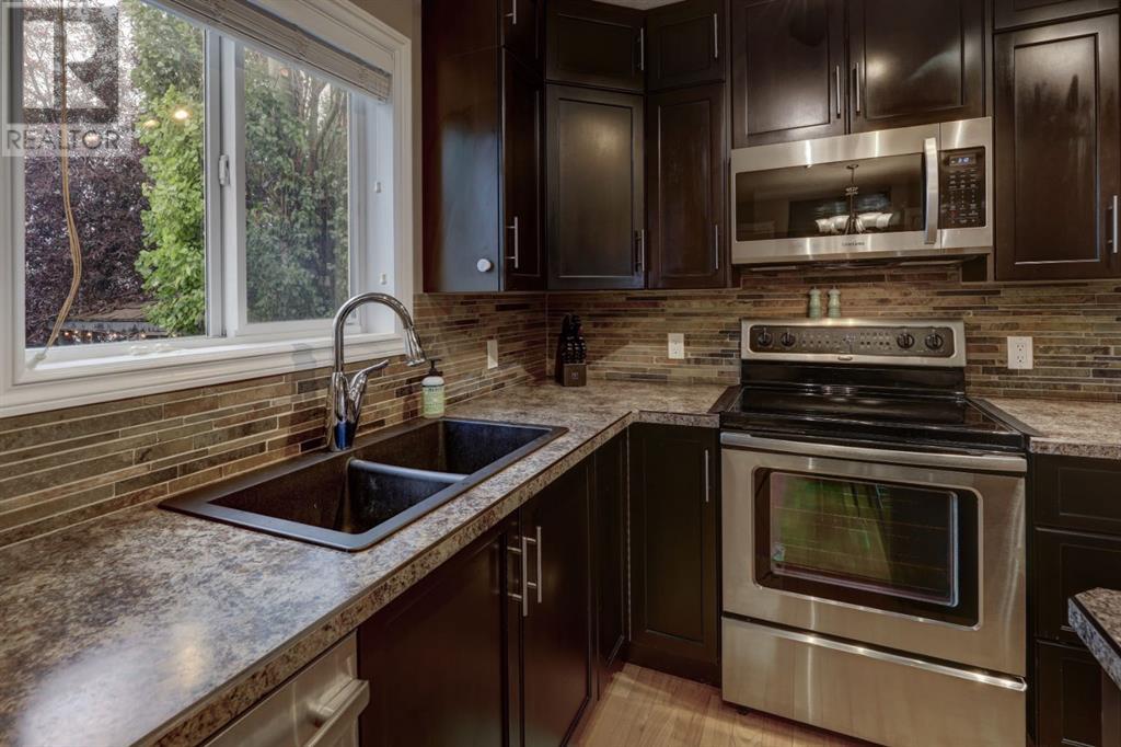 Single Family House for Sale in  Citadel Acres Close NW Citadel Calgary 