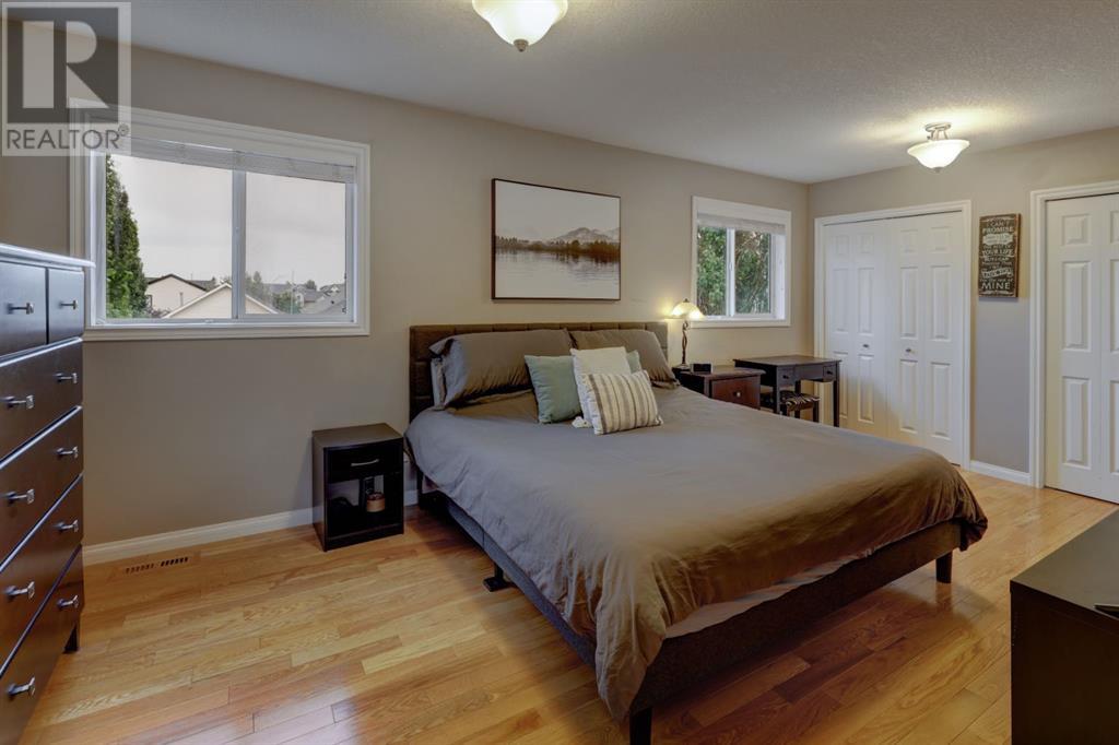 Single Family House for Sale in  Citadel Acres Close NW Citadel Calgary 