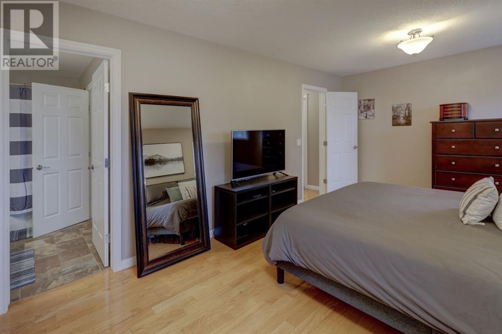 Single Family House for Sale in  Citadel Acres Close NW Citadel Calgary 