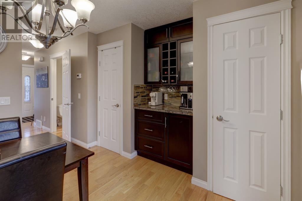 Single Family House for Sale in  Citadel Acres Close NW Citadel Calgary 