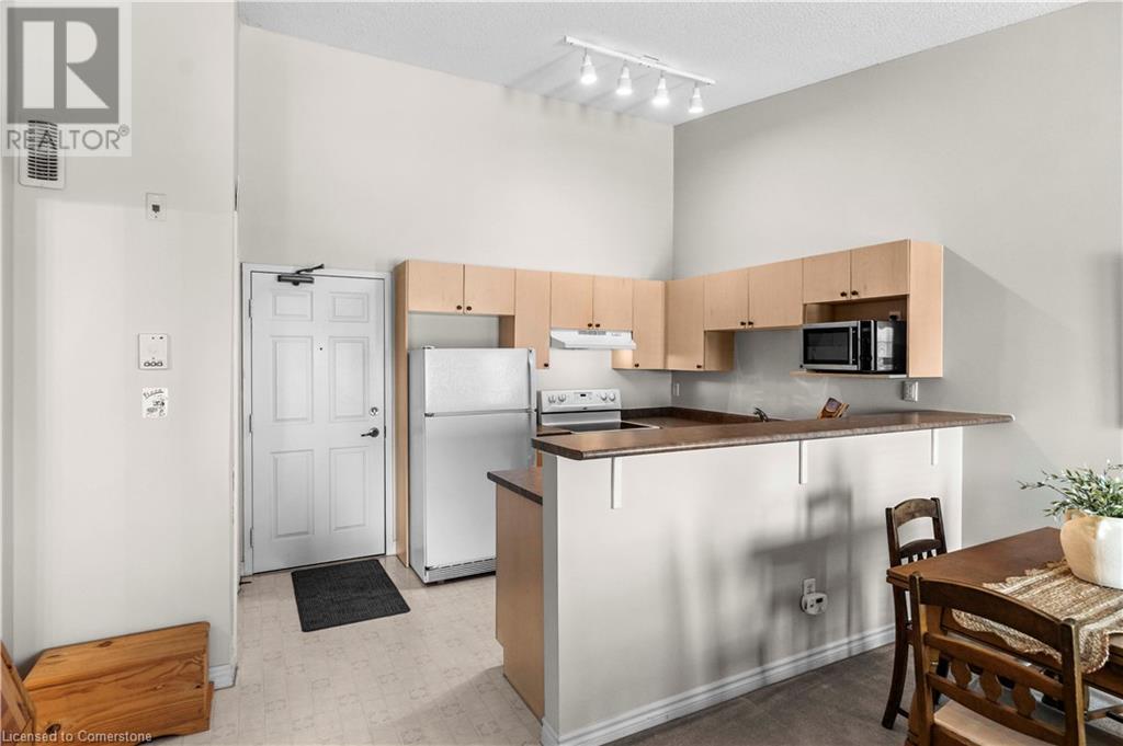 Photo 3 of 1411 Walkers Line Unit 409, Burlington ON