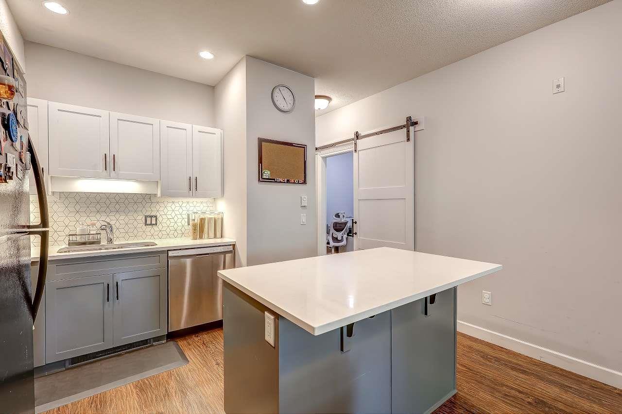 Photo 6 of 105 20281 53 A Avenue, Langley BC