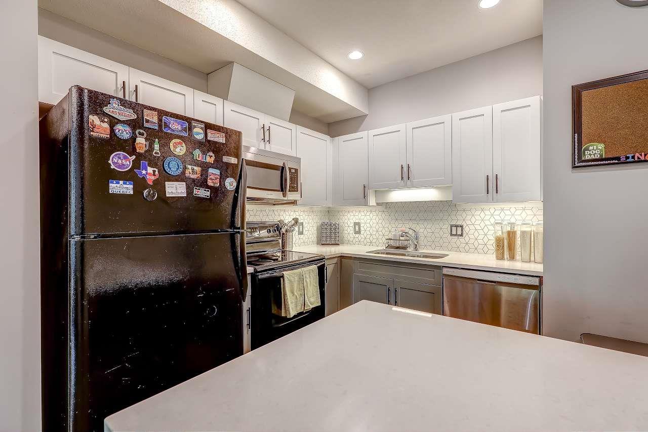 Photo 7 of 105 20281 53 A Avenue, Langley BC