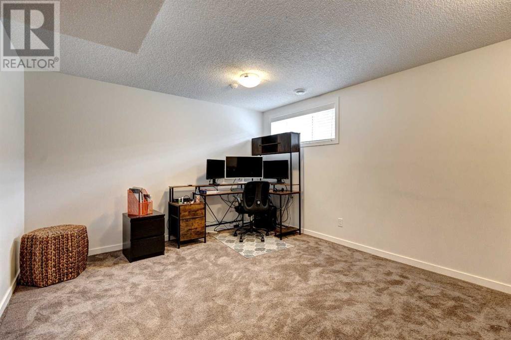 Single Family House for Sale in  Legacy Common SE Legacy Calgary 