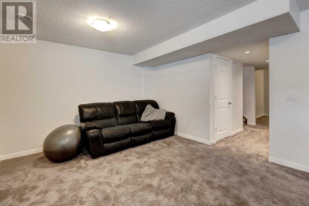 Single Family House for Sale in  Legacy Common SE Legacy Calgary 