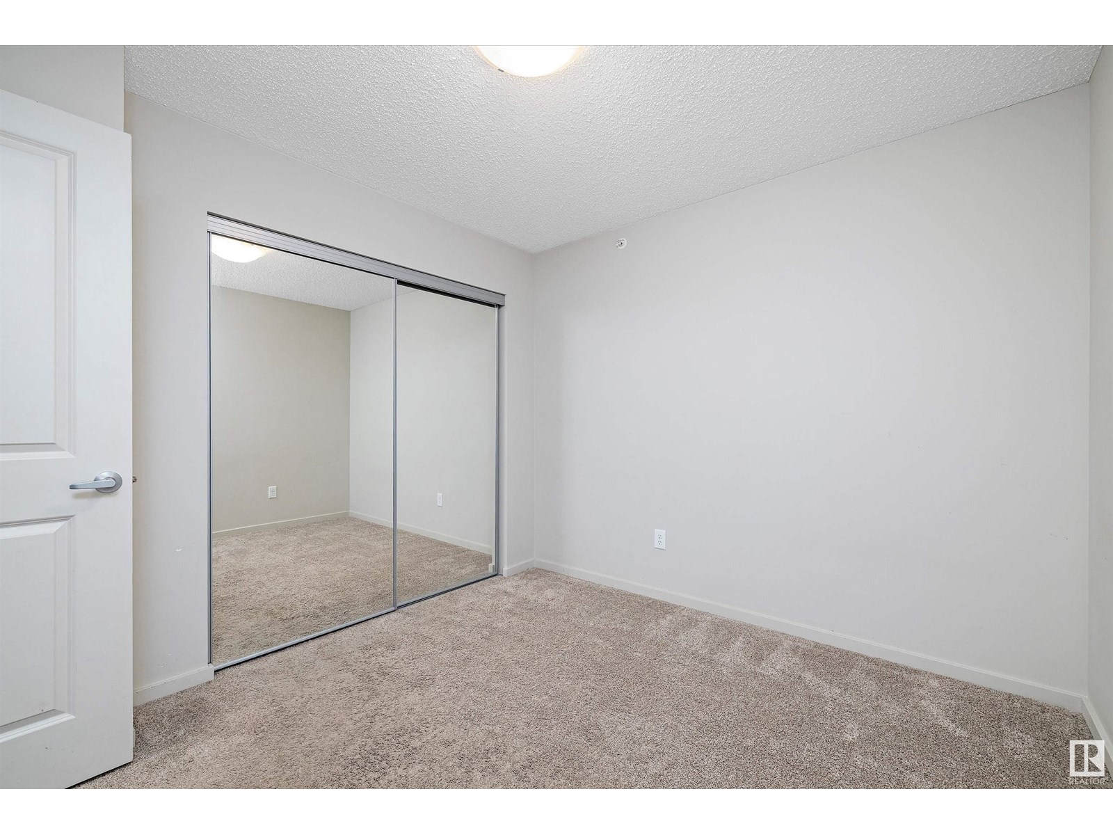 Photo 21 of 414 5404 7 Ave Sw, Edmonton AB