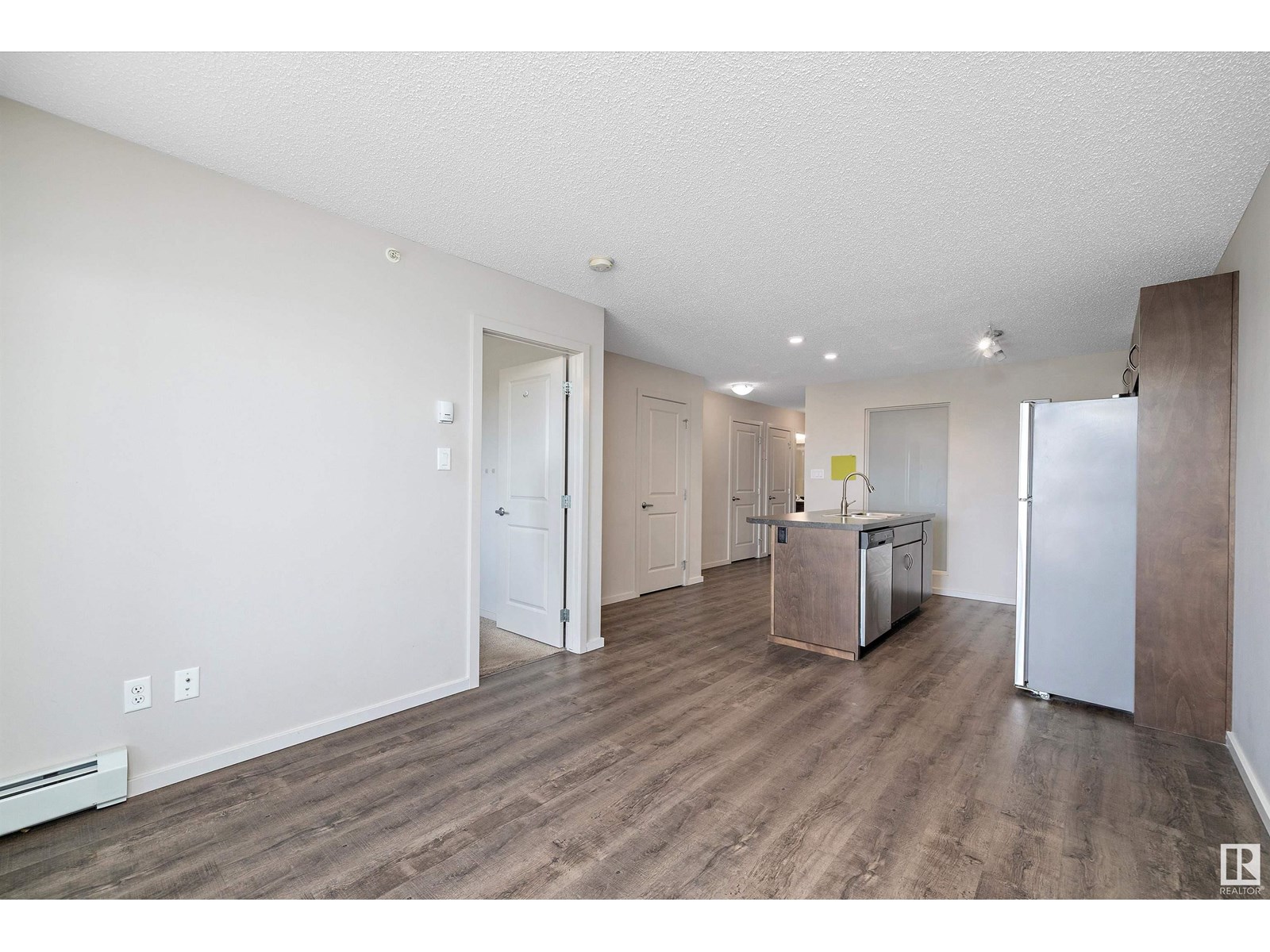 Photo 9 of 414 5404 7 Ave Sw, Edmonton AB