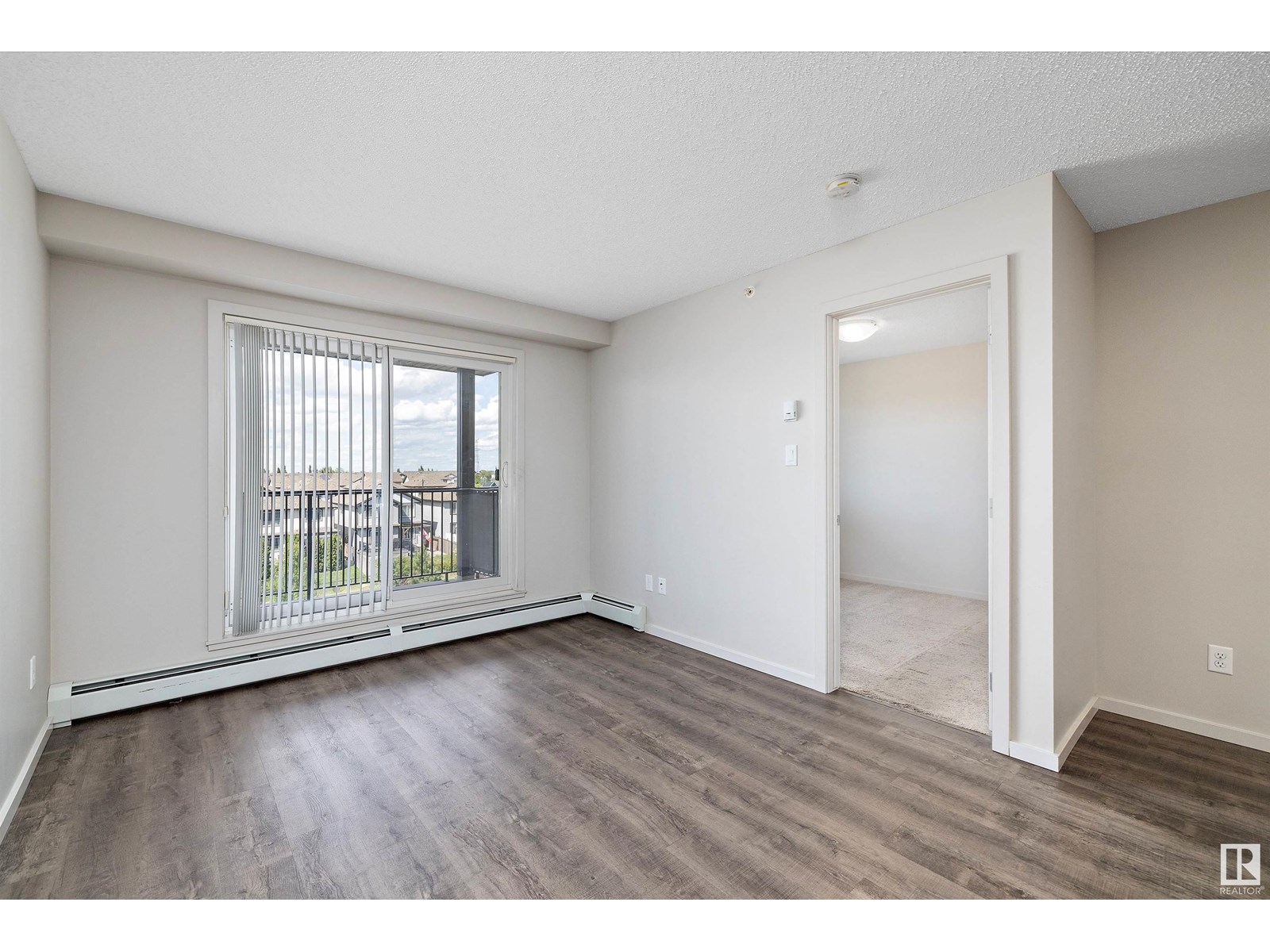 Photo 19 of 414 5404 7 Ave Sw, Edmonton AB
