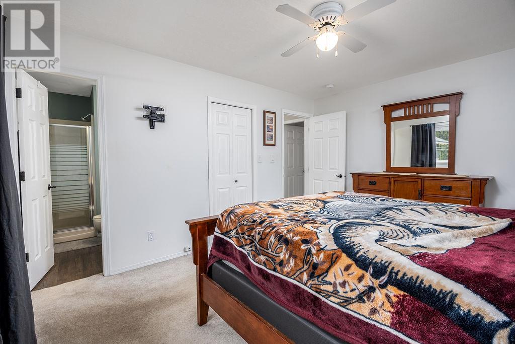 Photo 9 of 5204 Sandon Place, Vernon BC