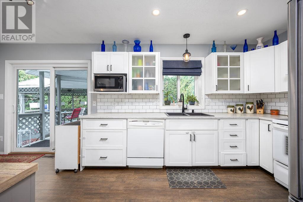 Photo 18 of 5204 Sandon Place, Vernon BC