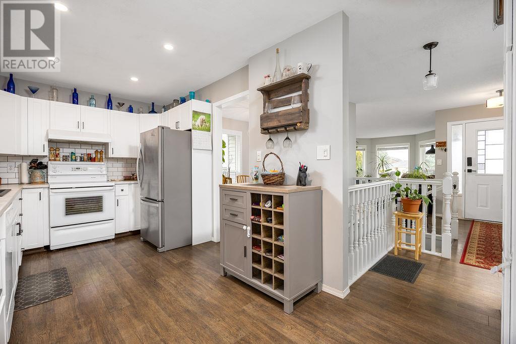 Photo 22 of 5204 Sandon Place, Vernon BC