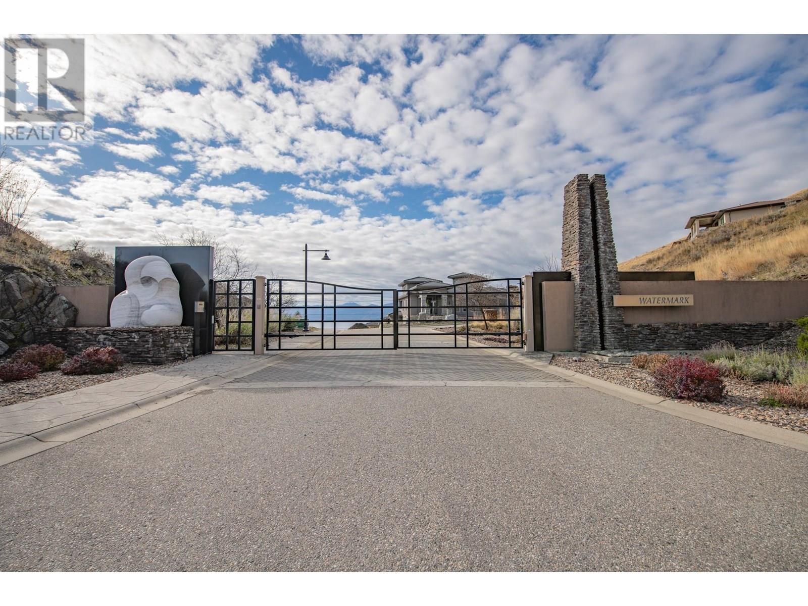  300 Silversage Bluff Lane, Vernon