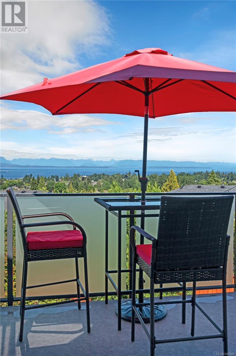 Photo 30 of 2661 Sunderland Rd, Campbell River BC