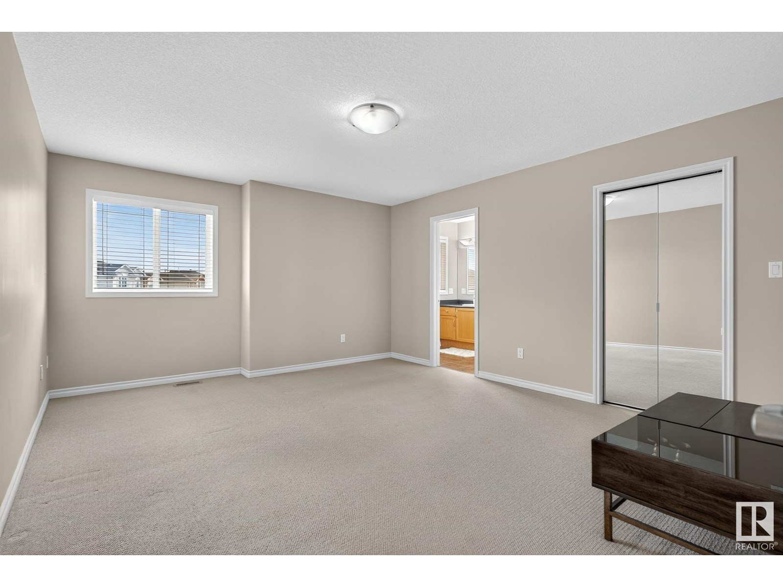 Photo 16 of 7335 164 Av Nw, Edmonton AB