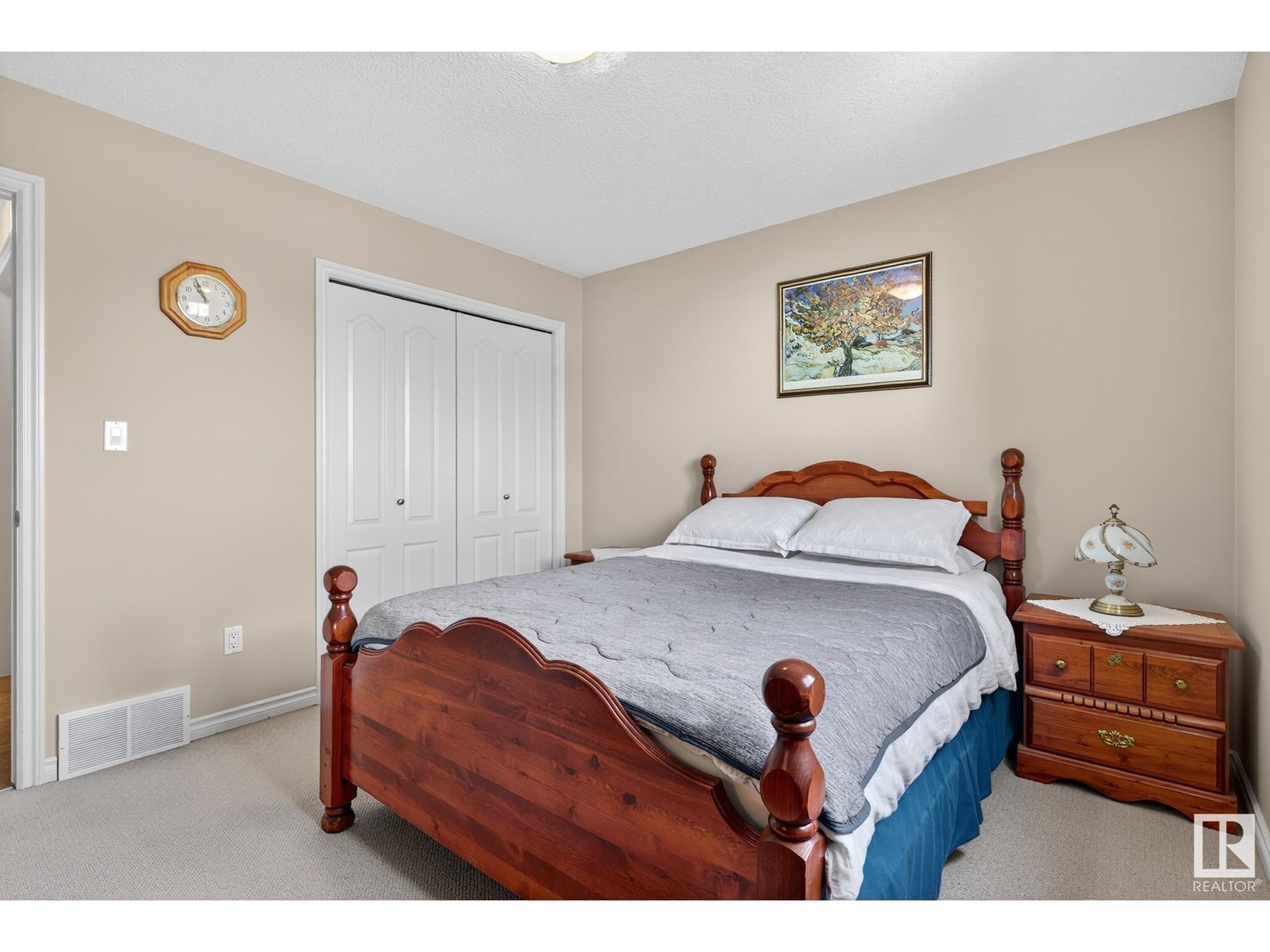 Photo 22 of 7335 164 Av Nw, Edmonton AB