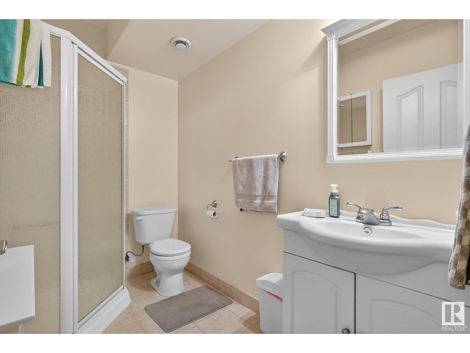 Photo 31 of 7335 164 Av Nw, Edmonton AB