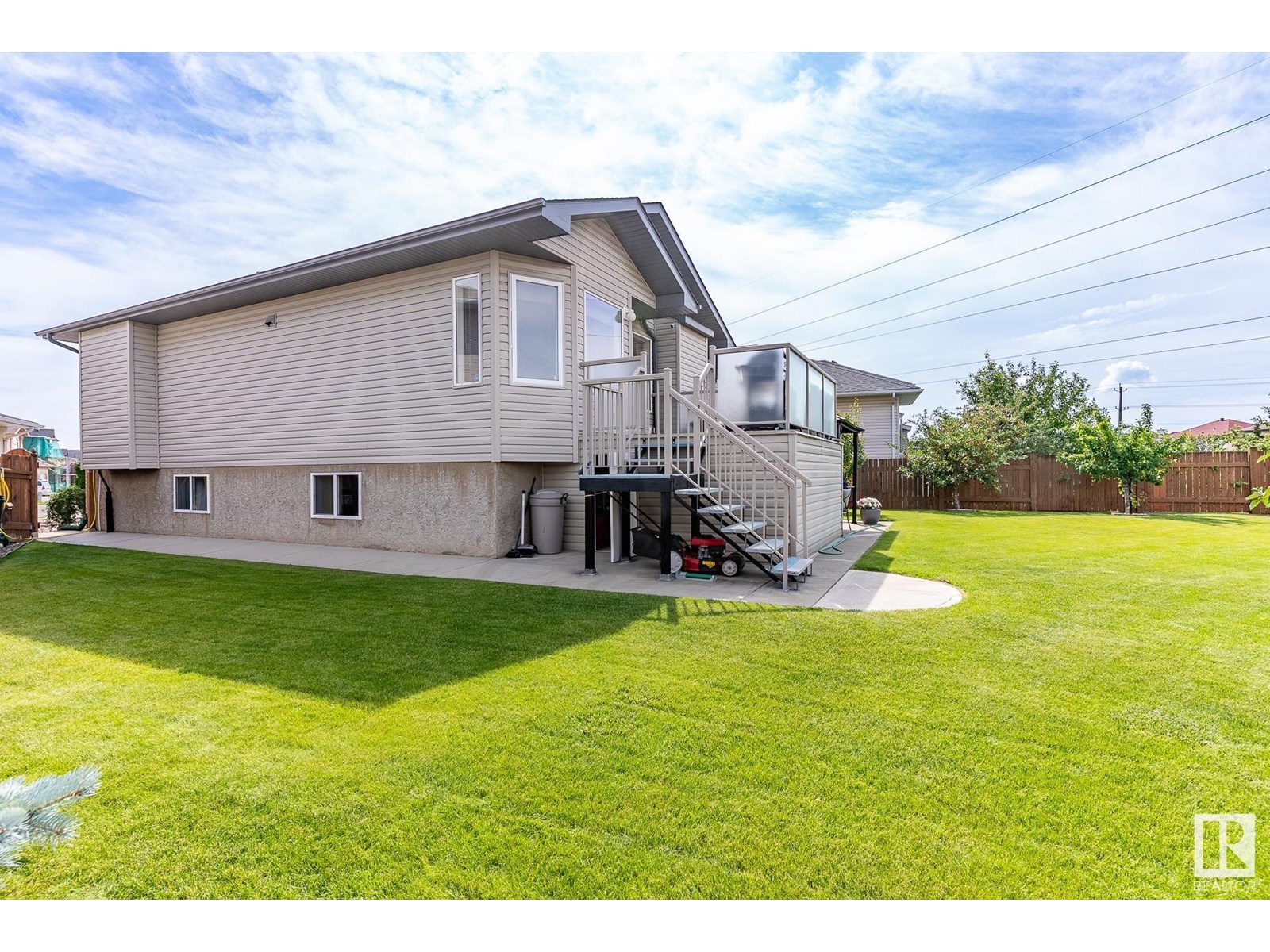 Photo 39 of 7335 164 Av Nw, Edmonton AB