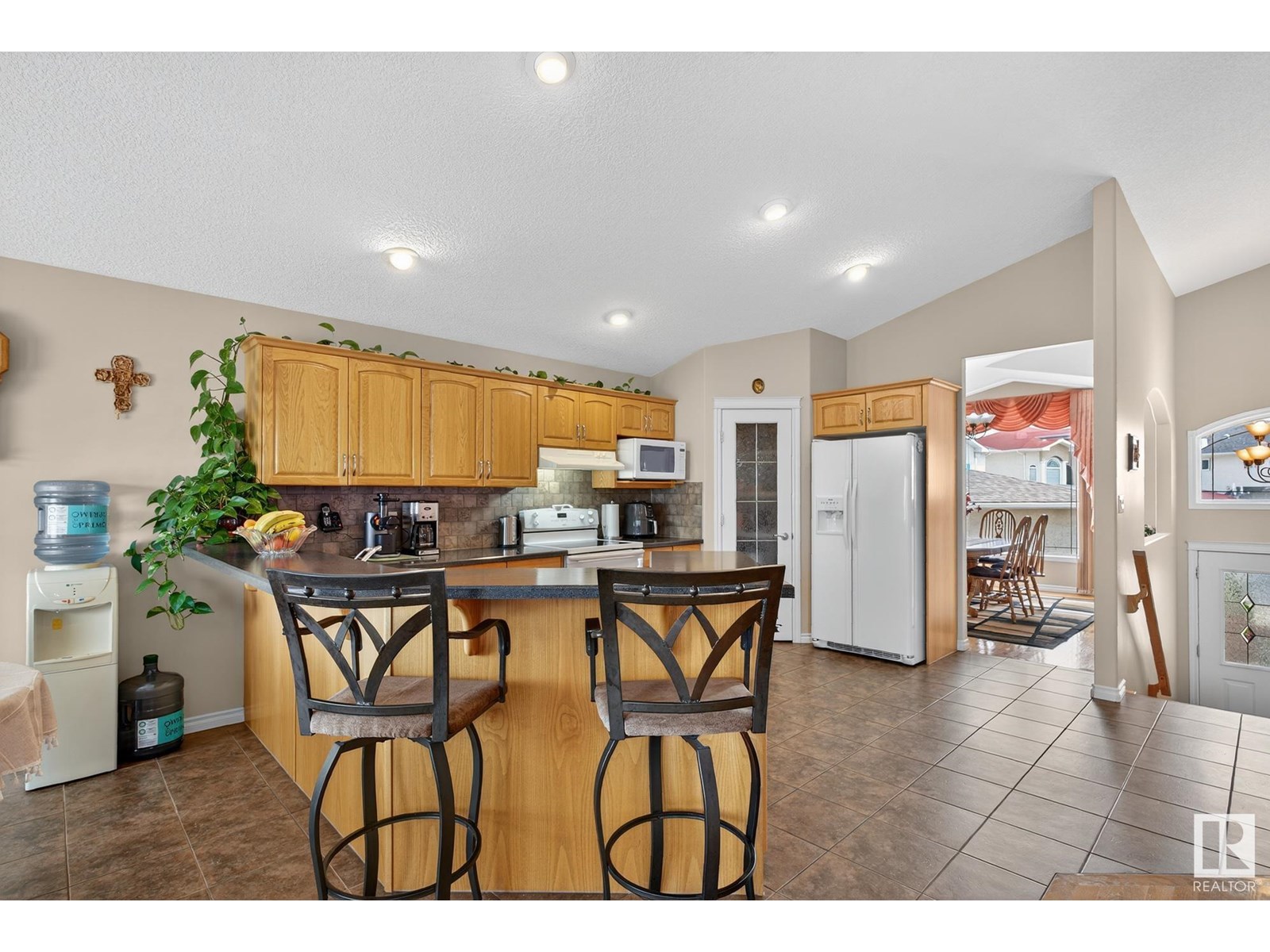 Photo 7 of 7335 164 Av Nw, Edmonton AB