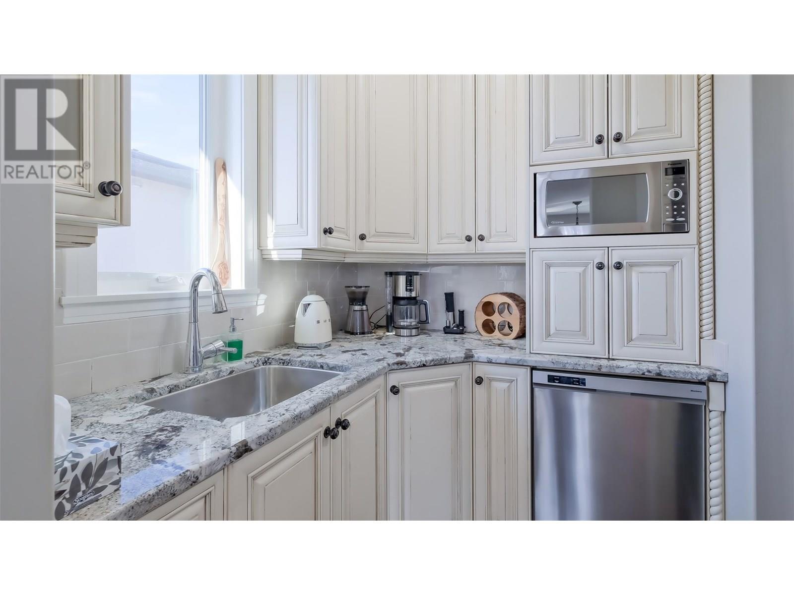  1505 Pinot Noir Drive, West Kelowna