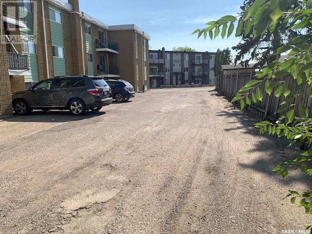 Photo 14 of 1113 Northumberland Avenue, Saskatoon SK