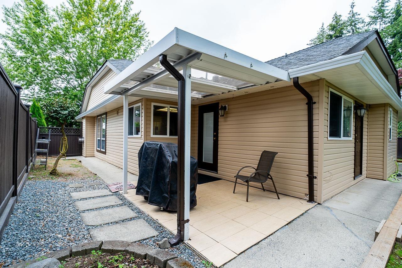 Photo 15 of 18503 60 Avenue, Surrey BC