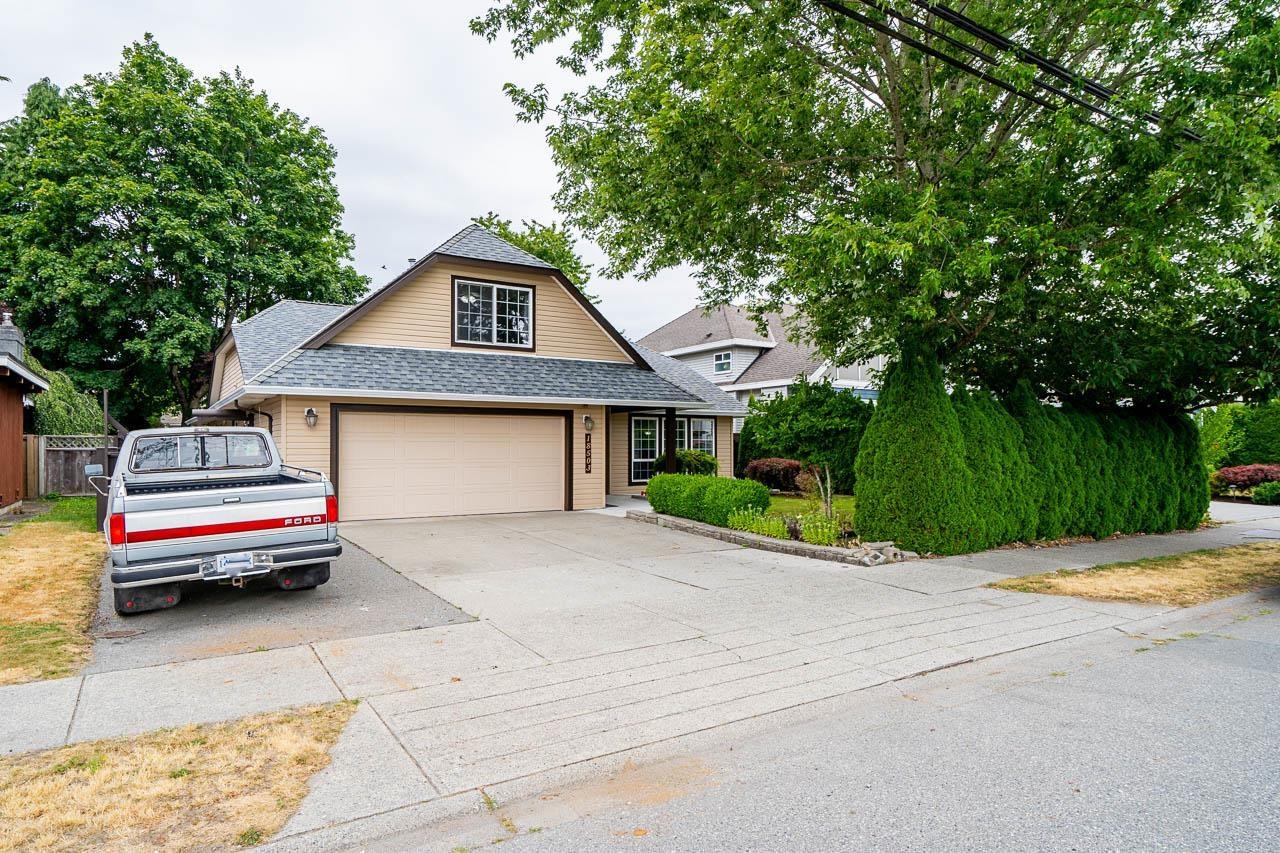 Photo 17 of 18503 60 Avenue, Surrey BC