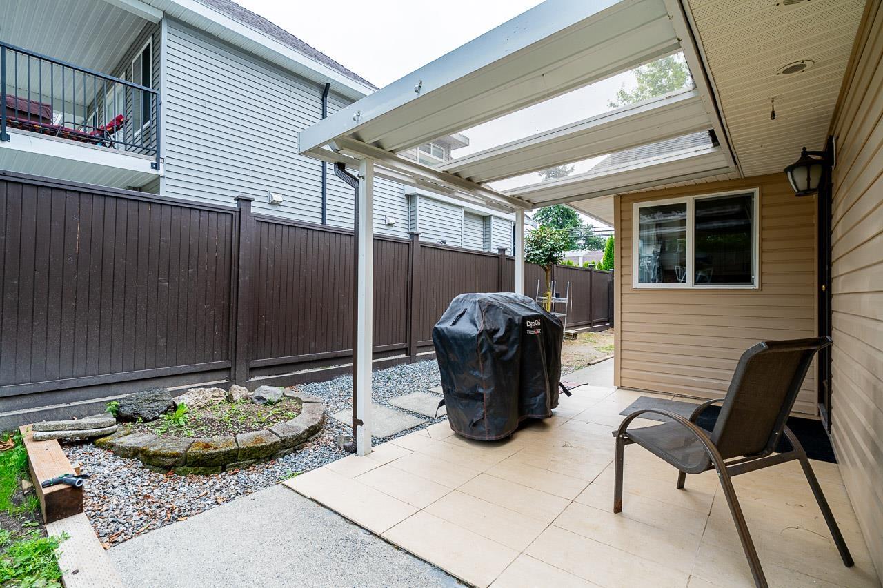 Photo 13 of 18503 60 Avenue, Surrey BC