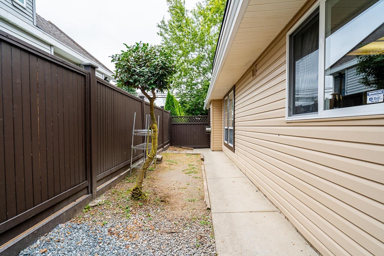 Photo 22 of 18503 60 Avenue, Surrey BC