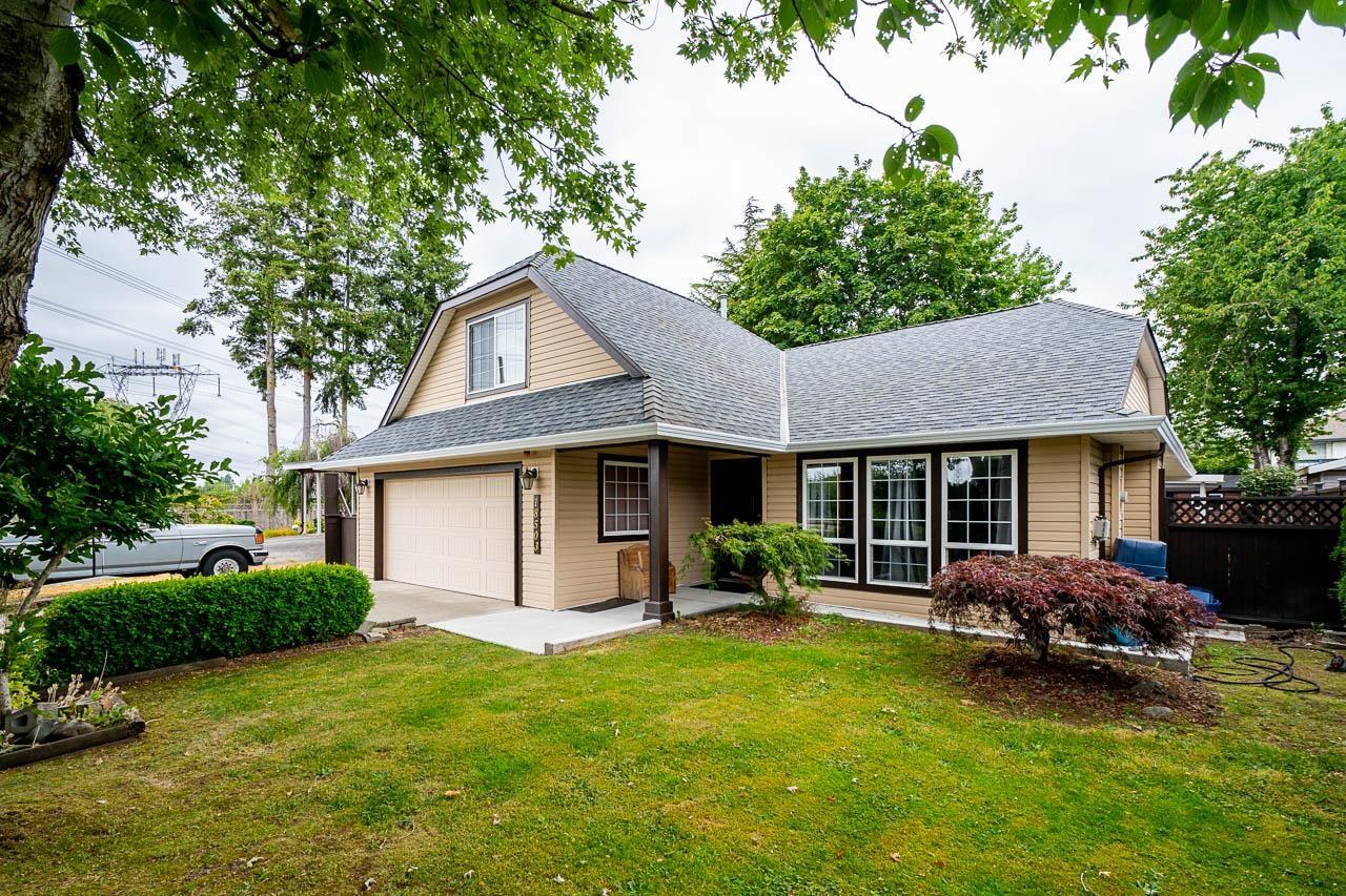 Photo 4 of 18503 60 Avenue, Surrey BC