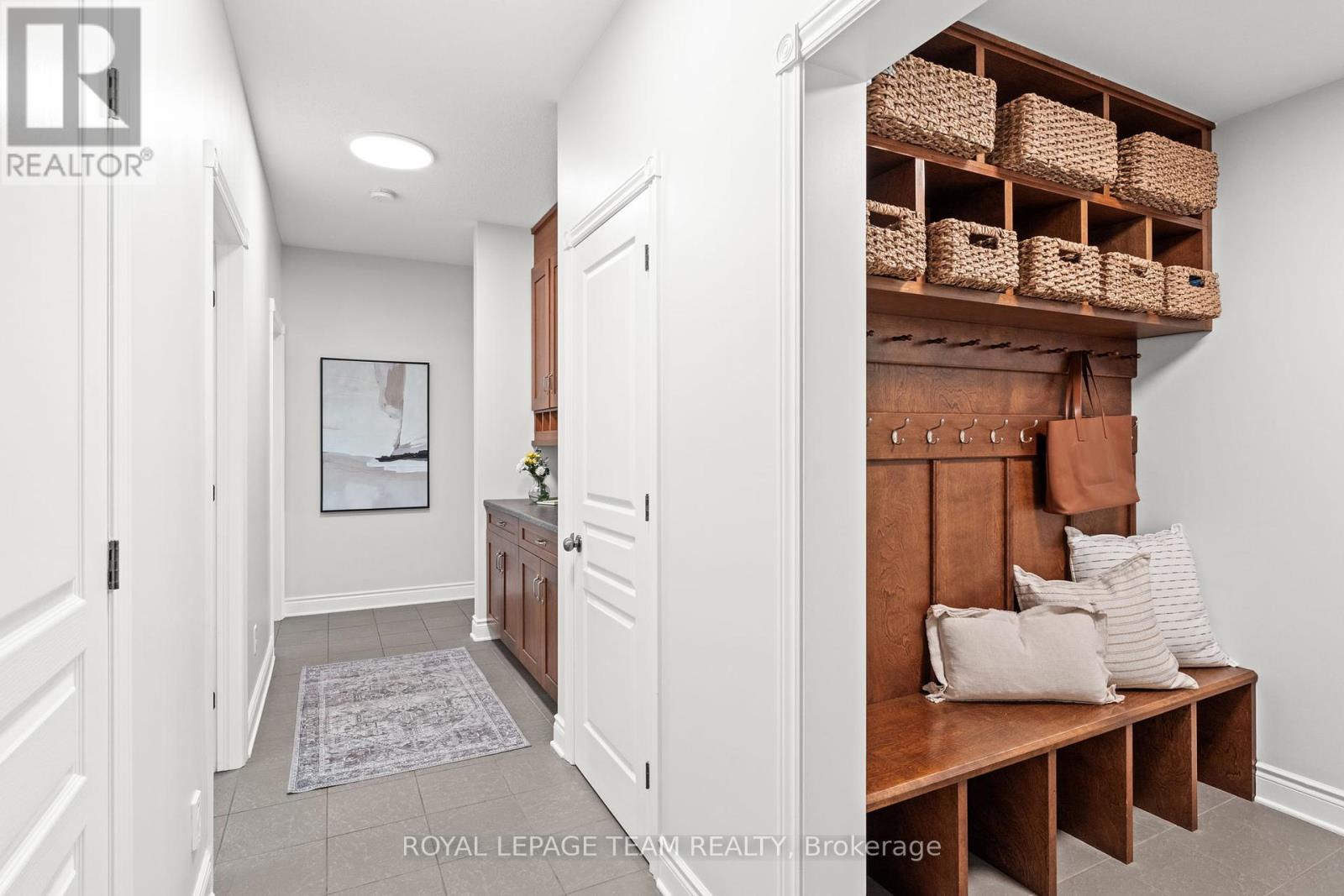 Photo 27 of 387 Ridgeside Farm Drive, Ottawa ON