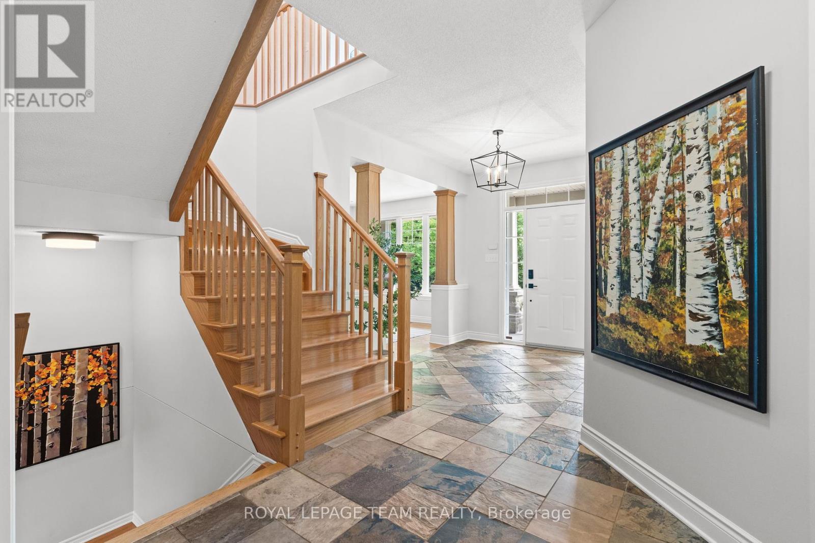 Photo 31 of 387 Ridgeside Farm Drive, Ottawa ON