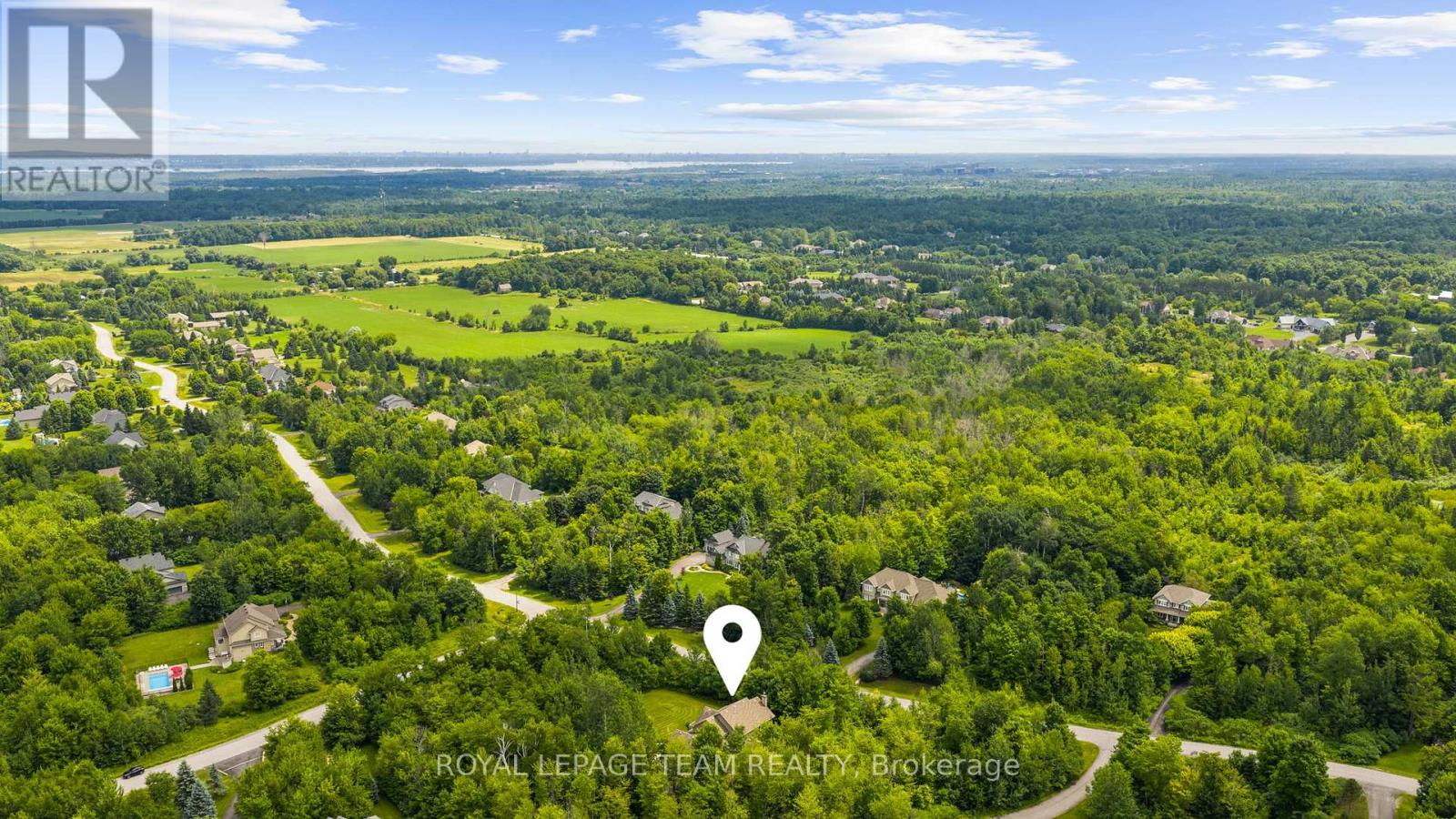 Photo 50 of 387 Ridgeside Farm Drive, Ottawa ON