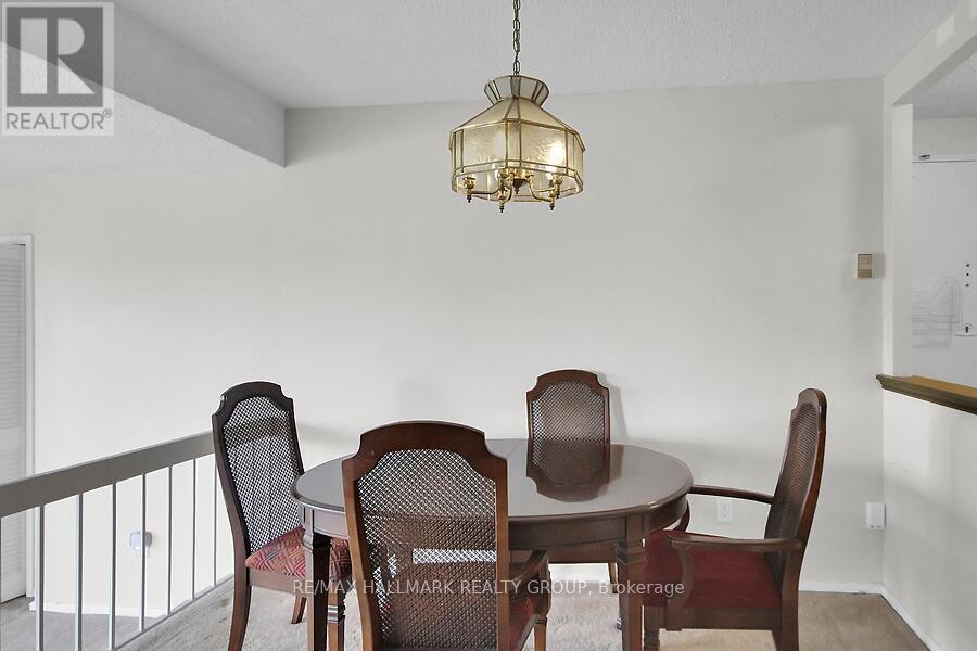 Photo 11 of 410 1081 Ambleside Drive, Ottawa ON