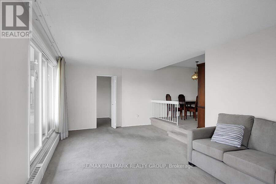 Photo 14 of 410 1081 Ambleside Drive, Ottawa ON