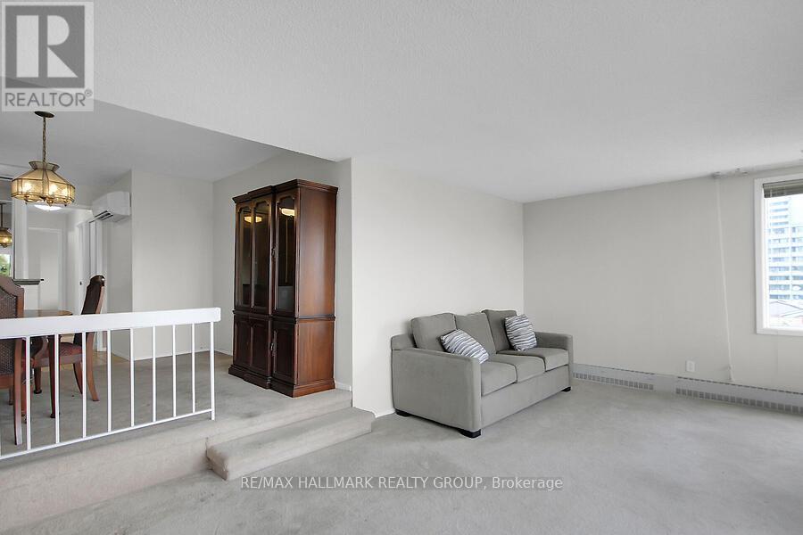 Photo 9 of 410 1081 Ambleside Drive, Ottawa ON