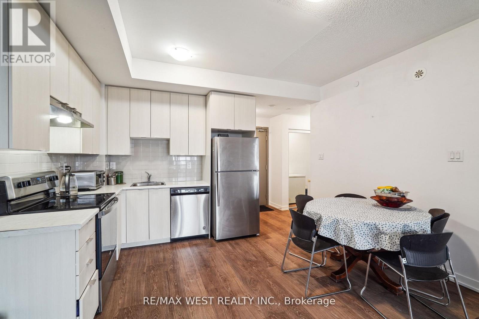 Photo 8 of 410 5155 Sheppard Avenue E, Toronto ON