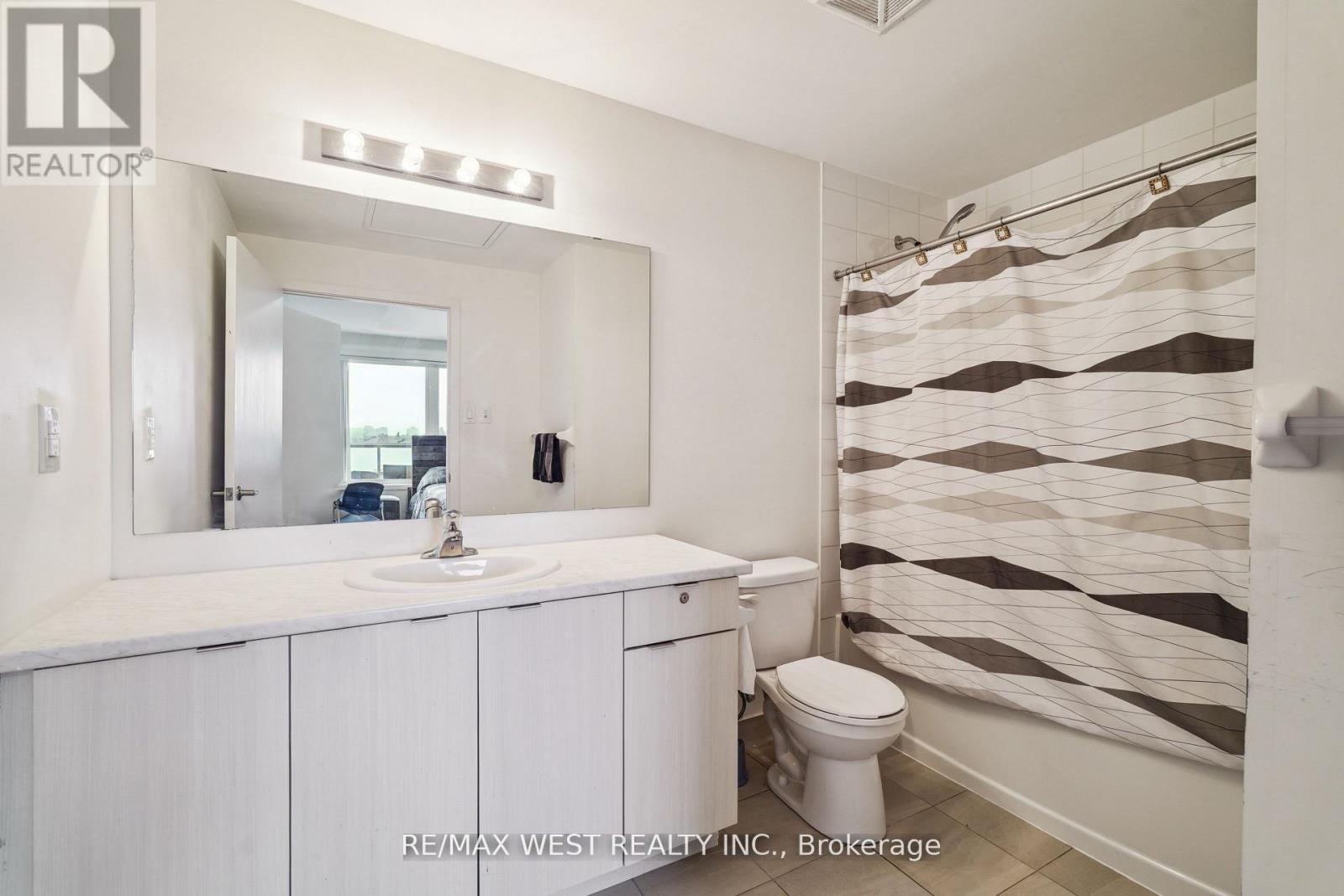 Photo 3 of 410 5155 Sheppard Avenue E, Toronto ON