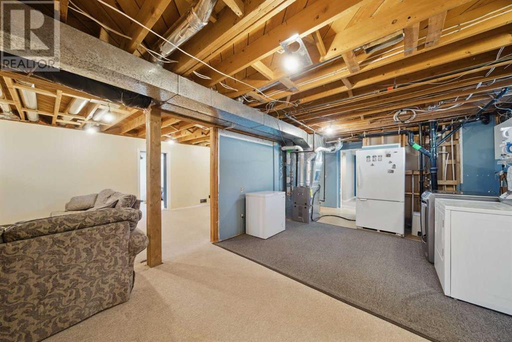 Single Family House Bungalow for Sale in  Hunterston Crescent NW Huntington Hills Calgary 