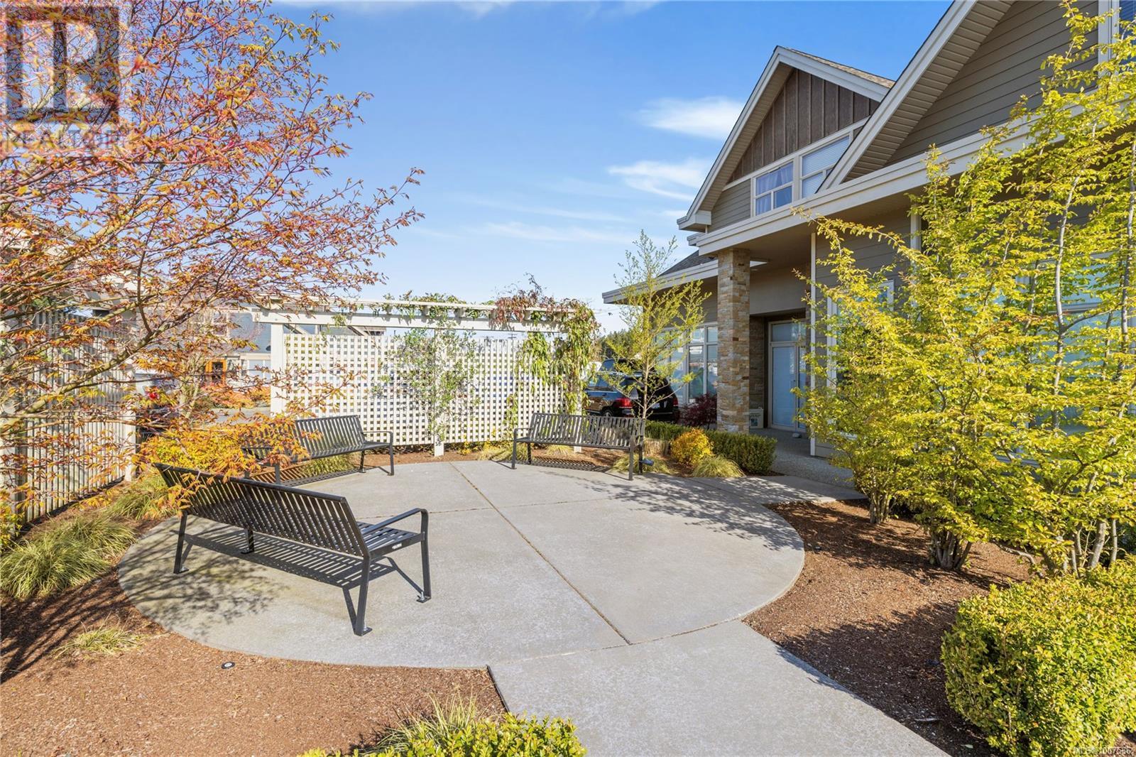 Photo 17 of 206 4535 Uplands Dr, Nanaimo BC