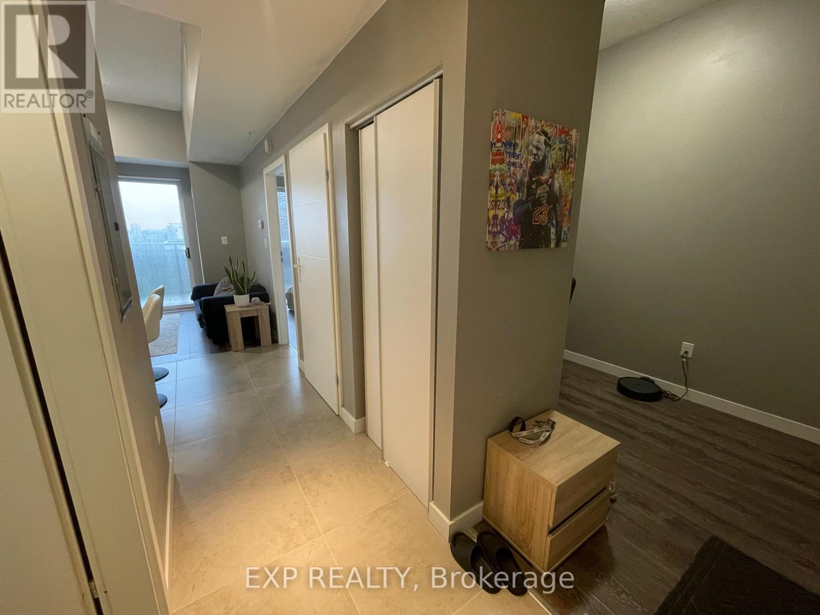 Photo 5 of 802 280 Lester Street, Waterloo ON