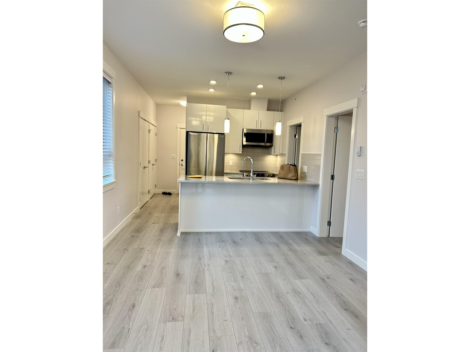 Photo 3 of 406 32690 14th Avenue, Mission BC